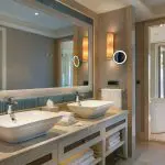 Caresse-Deluxe-Marine-Suite-Bathroom