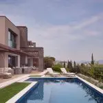 Caresse-Premiere-Residence-Private-Pool2