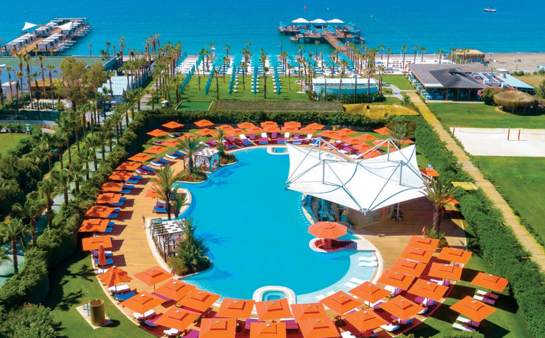 Regnum Carya Adult Pool