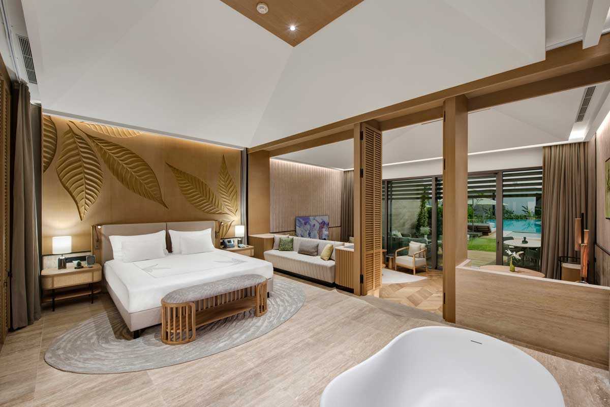 REGNUM CARYA Amber Lagoon Suite Bedroom