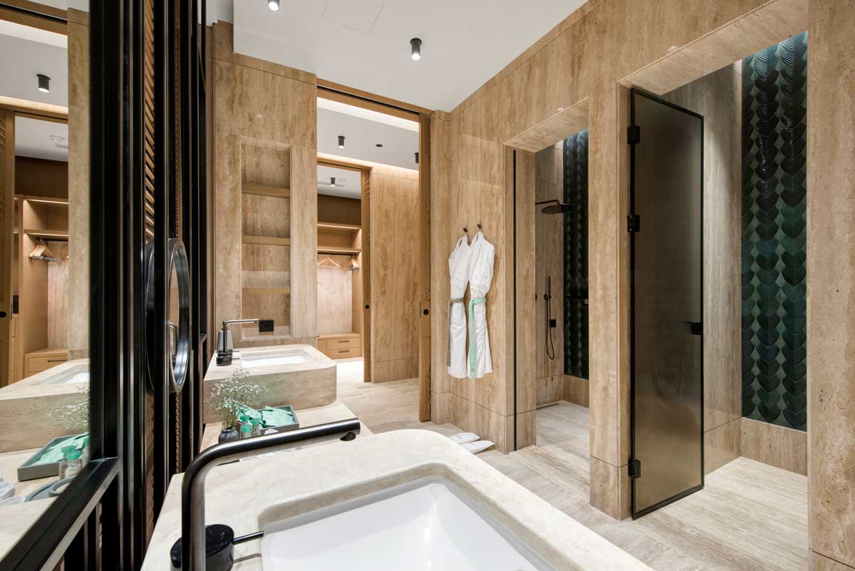 REGNUM CARYA Amber Lagoon Suite DressingRoom