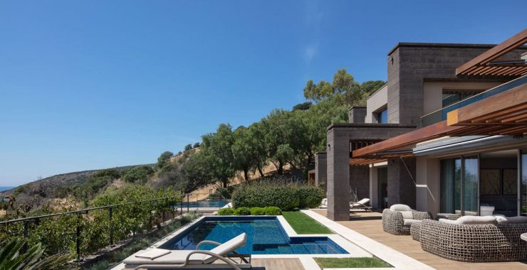 Caresse-Premiere-Residence-Private-Pool