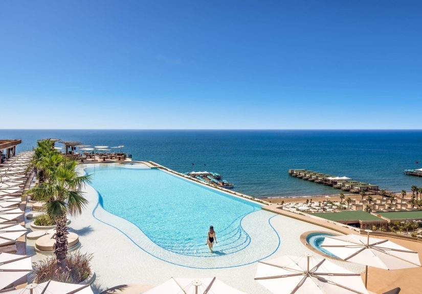 Regnum_The_Crown_Seven_Rooftop_Pool (2)(1)