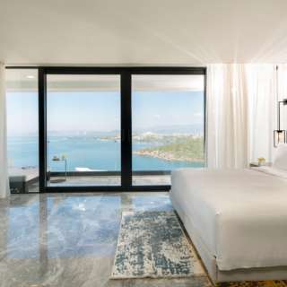 Deluxe Seaview Room Le Meridien Bodrum Beach Resort #viptravellers #travelwithbest #yourluxurytravelexpert #bookyourholiday #besthotels #bestyachts #luxuryhotels #traveltheworld